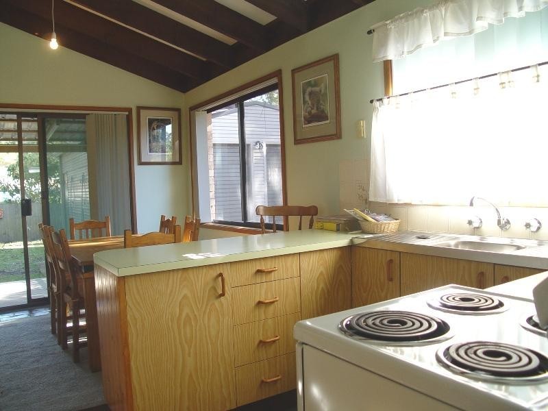 13 Kurrawong Avenue HAWKS NEST 2324, Hawks Nest NSW 2324