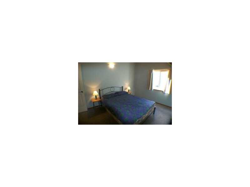 8 Kurrawong Avenue HAWKS NEST 2324, Hawks Nest NSW 2324