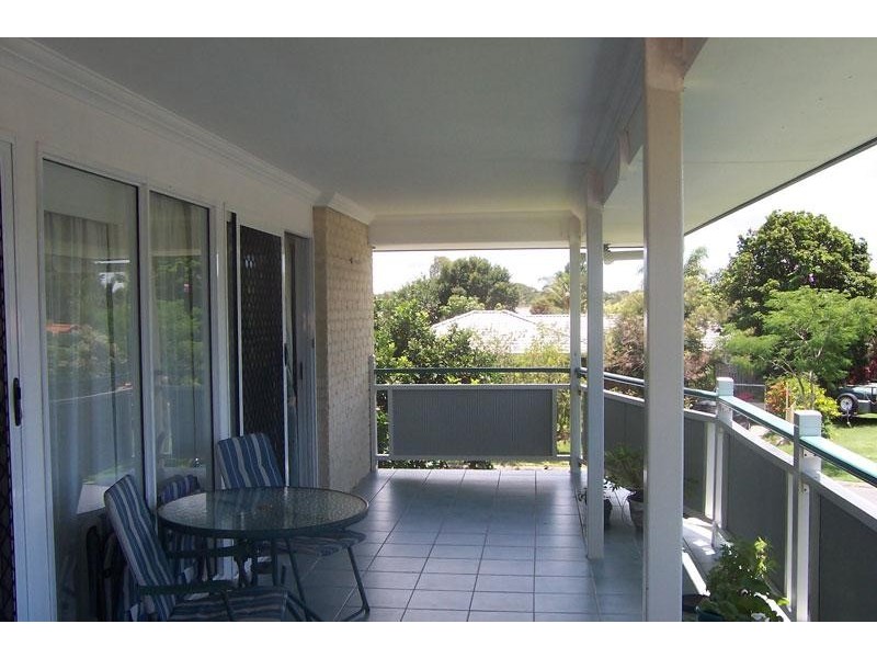 9 Intrepid Court BEACHMERE 4510, Beachmere QLD 4510