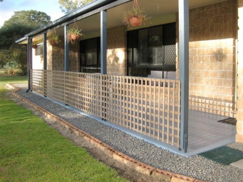 24 Wallace Road, Beachmere QLD 4510