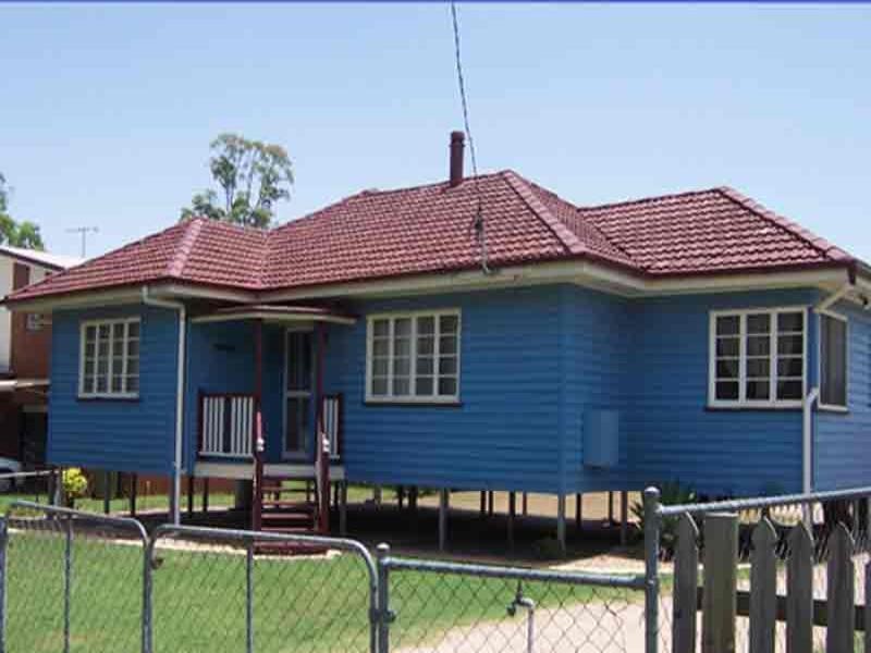 14 Egan Avenue BEACHMERE 4510, Beachmere QLD 4510