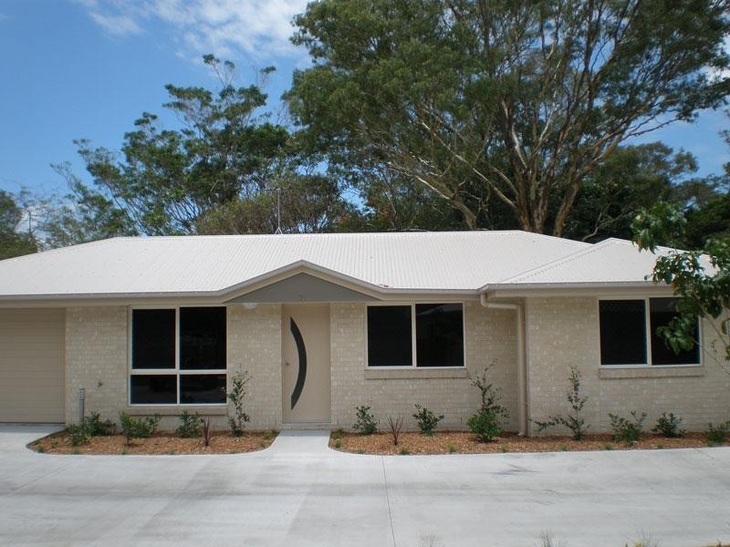 Unit 4/9 Progress Avenue, Beachmere QLD 4510