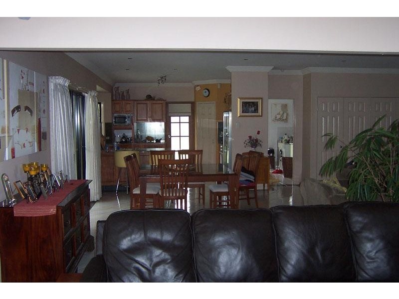 105 Campbell Parade, Beachmere QLD 4510