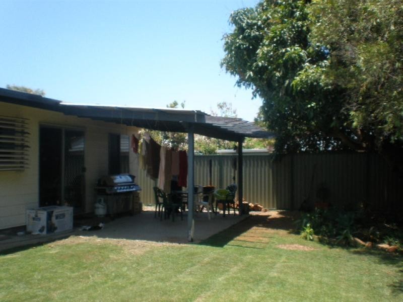 4 Jason  Crescent, Beachmere QLD 4510