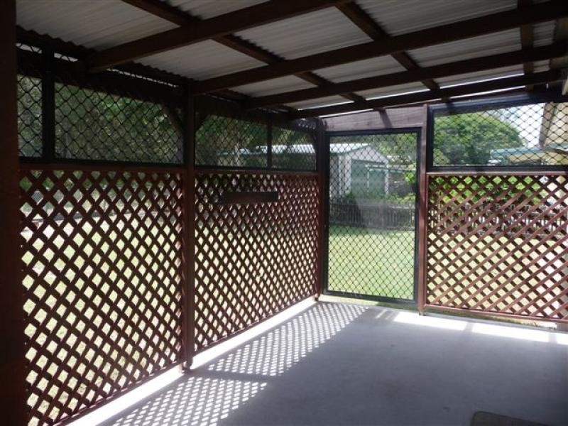 27 Patrick Street, Beachmere QLD 4510