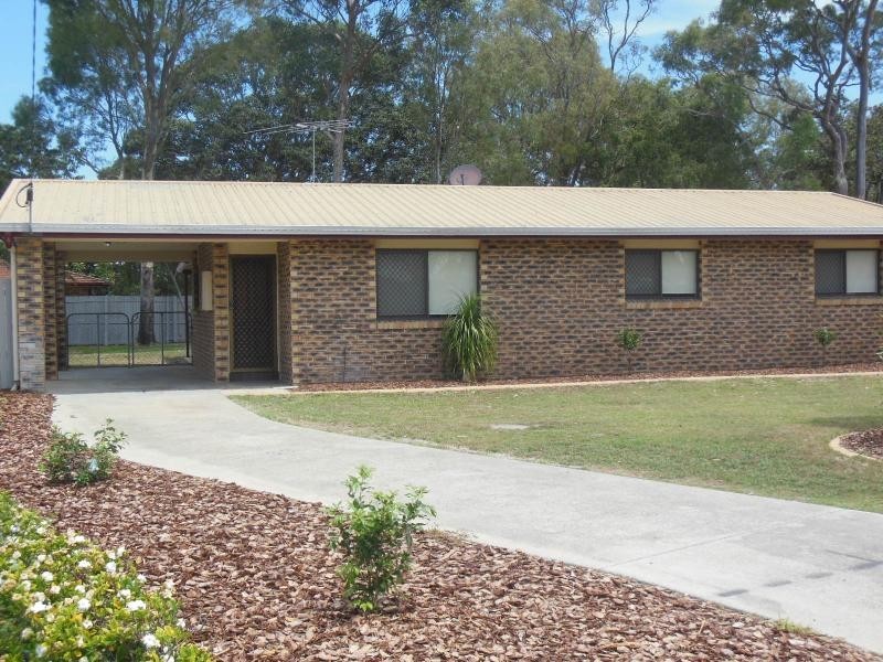 21 MOATAH Drive, Beachmere QLD 4510