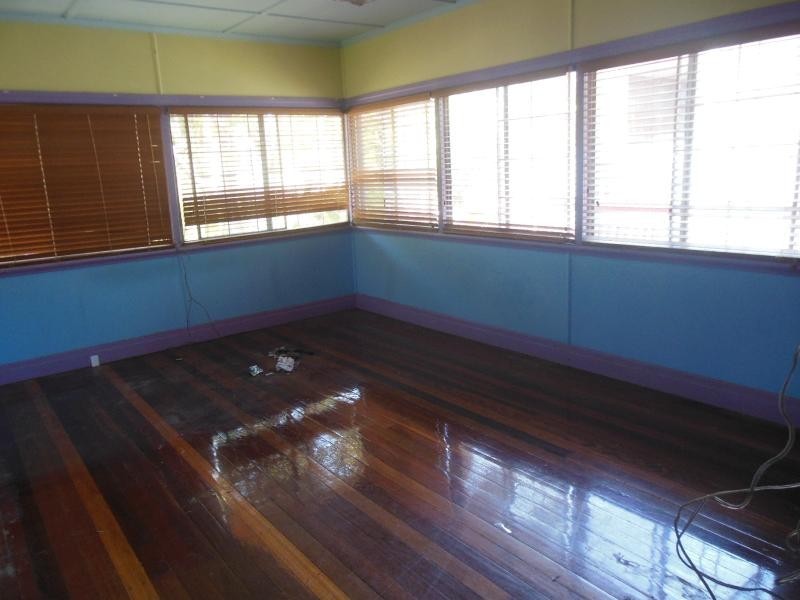 16 Riversleigh Road BEACHMERE 4510, Beachmere QLD 4510