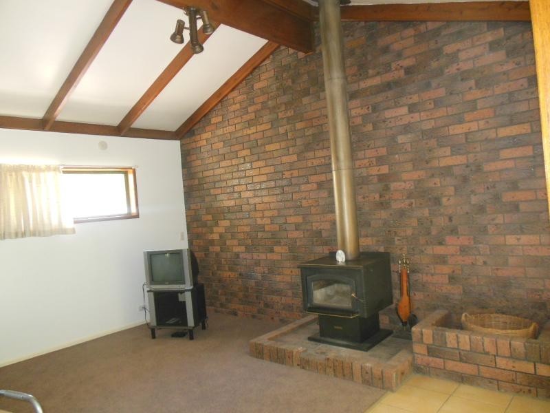 13 Riversleigh Road BEACHMERE 4510, Beachmere QLD 4510