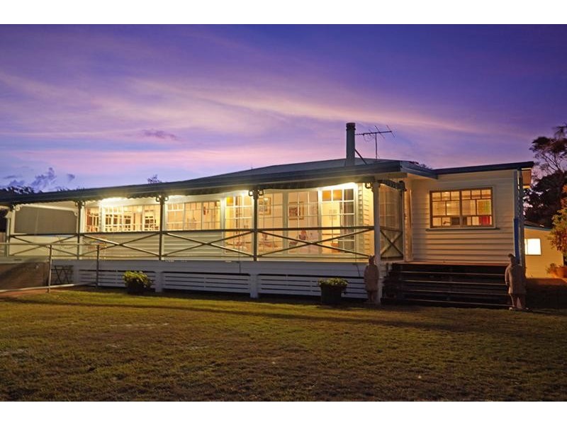 43 CORONATION Drive, Beachmere QLD 4510