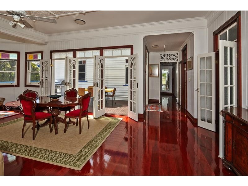 43 CORONATION Drive, Beachmere QLD 4510