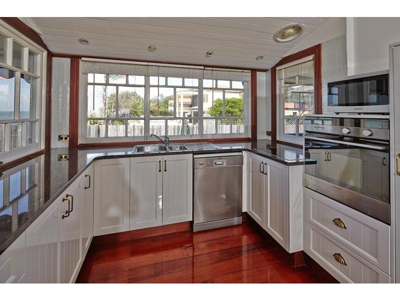 43 CORONATION Drive, Beachmere QLD 4510