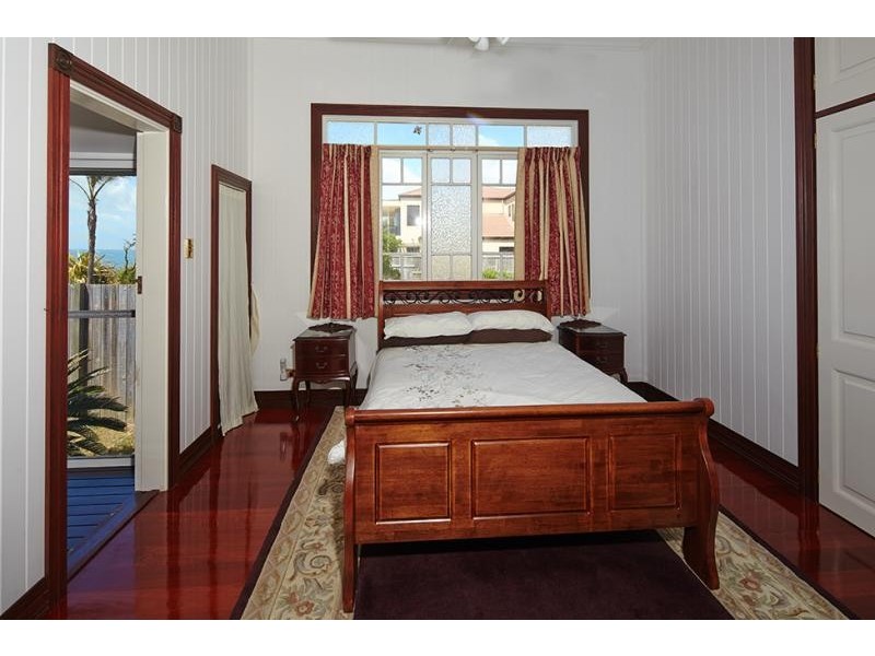 43 CORONATION Drive, Beachmere QLD 4510