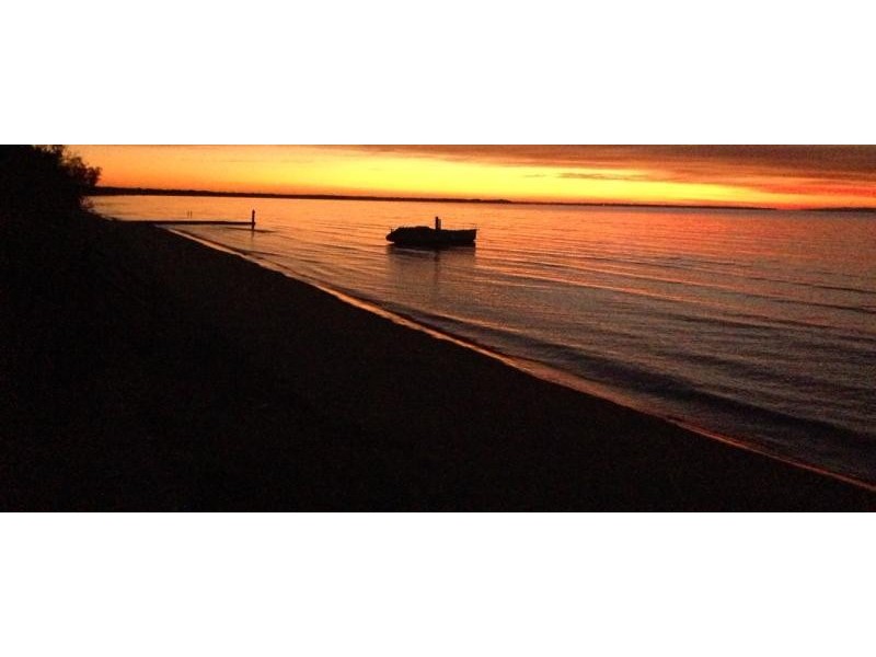 43 CORONATION Drive, Beachmere QLD 4510