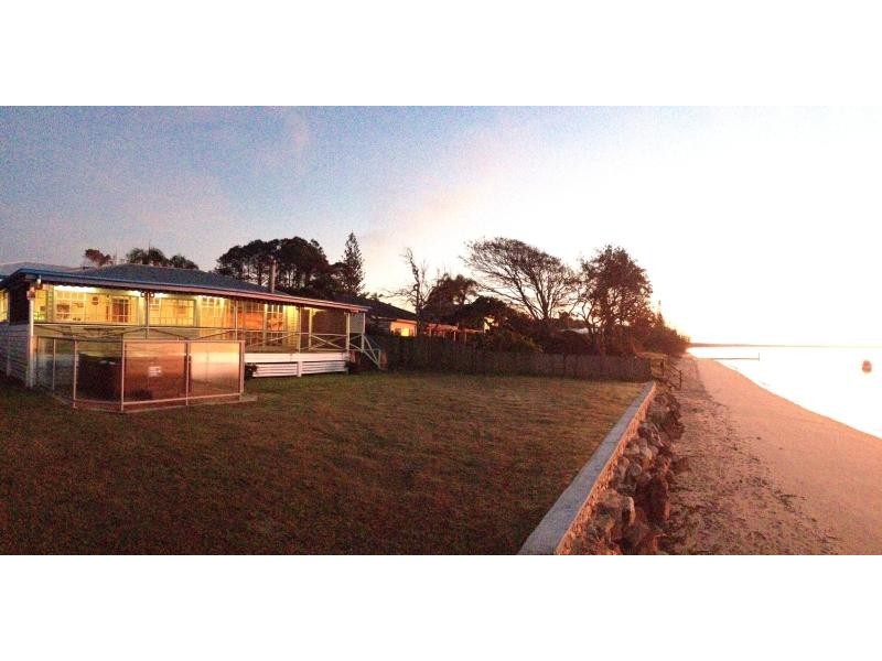 43 CORONATION Drive, Beachmere QLD 4510