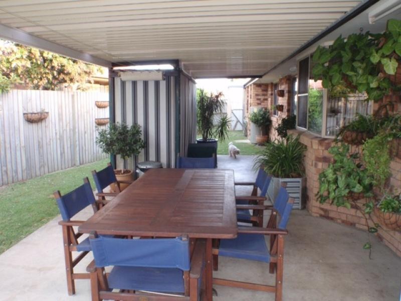 2 ADAM  Street, Beachmere QLD 4510