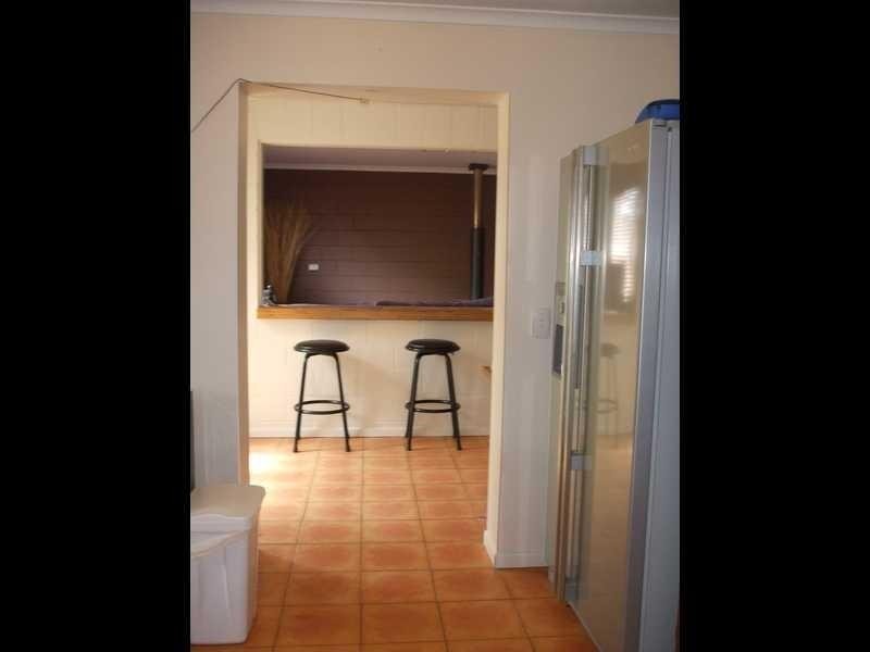 8  Dwyer  Street BEACHMERE 4510, Beachmere QLD 4510