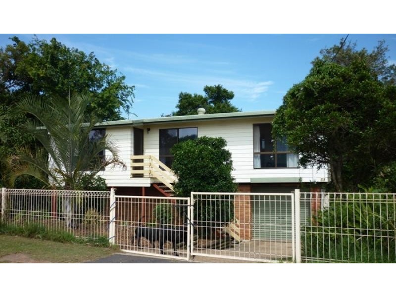 53 Bishop Road BEACHMERE 4510, Beachmere QLD 4510