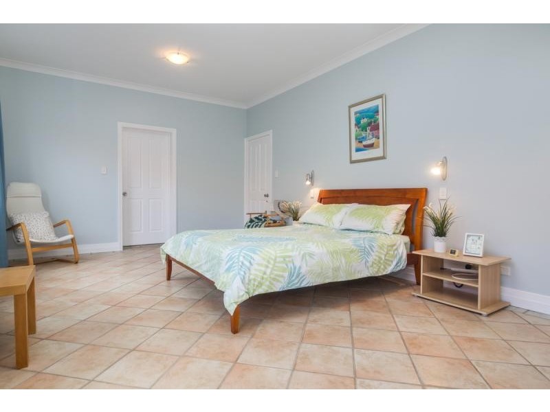 10/16 Phillip  Street, Beachmere QLD 4510