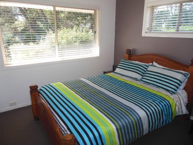 8 Rogers Street, Beachmere QLD 4510