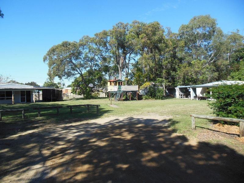 8 Rogers Street, Beachmere QLD 4510