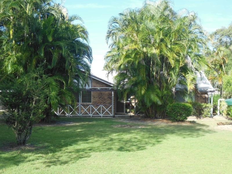 8 Rogers Street, Beachmere QLD 4510