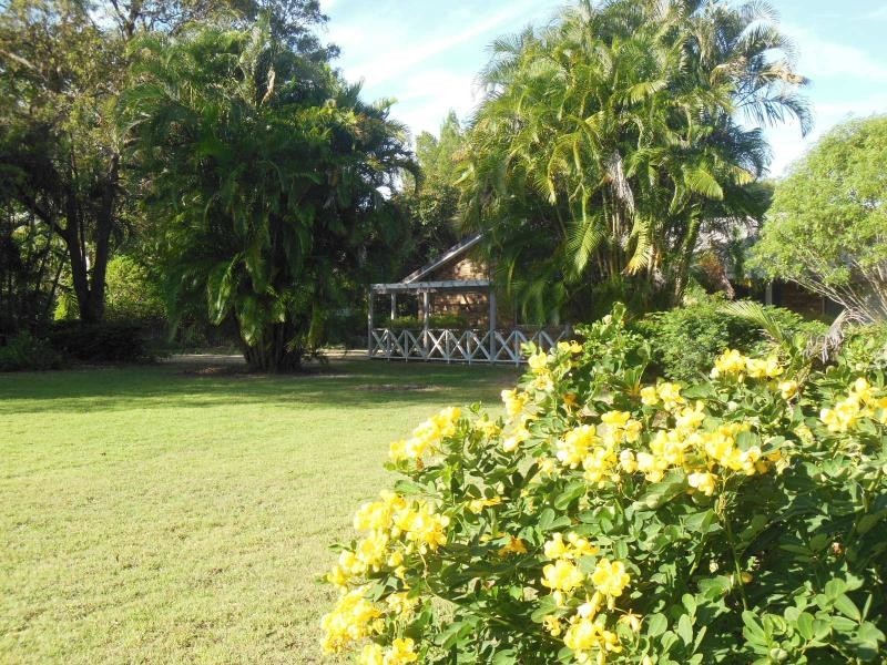 8 Rogers Street, Beachmere QLD 4510