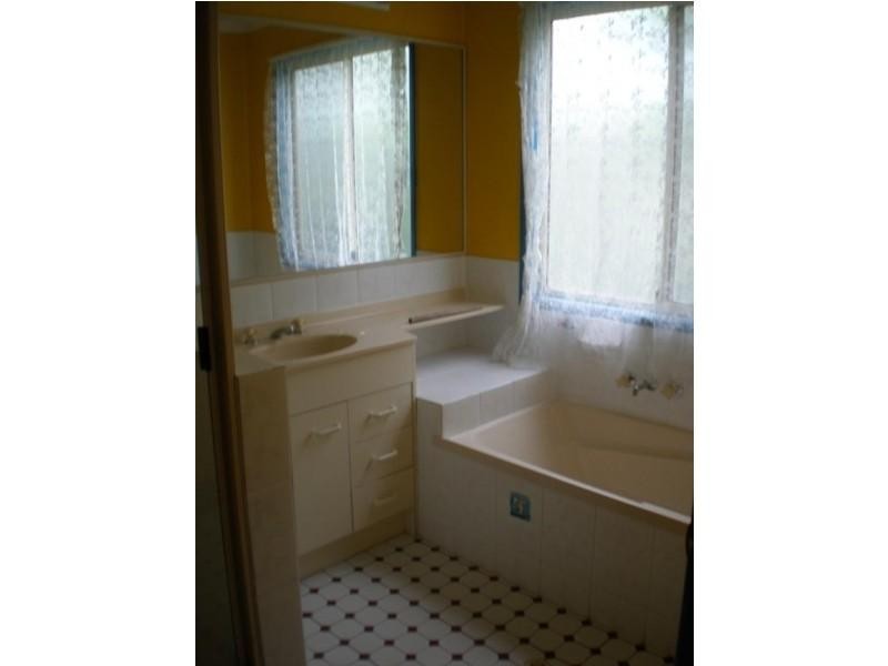 13 Timothy Esplanade BEACHMERE 4510, Beachmere QLD 4510