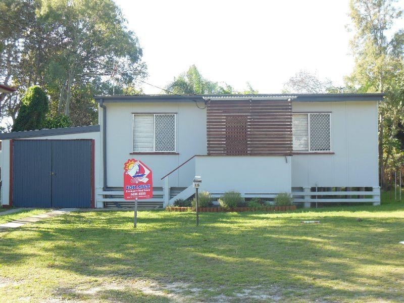 15 Amies  Street BEACHMERE 4510, Beachmere QLD 4510