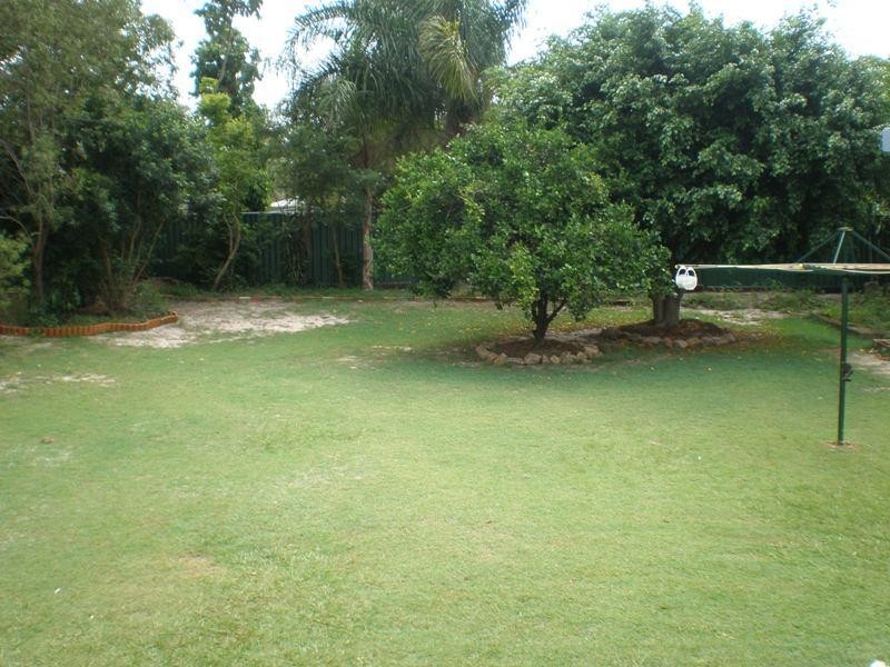 15 Amies  Street BEACHMERE 4510, Beachmere QLD 4510