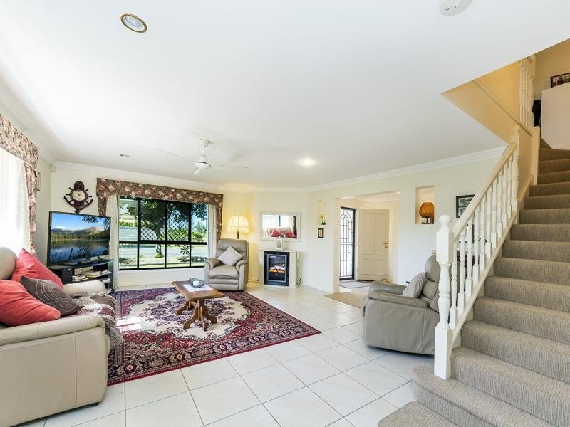 62 BIGGS Avenue, Beachmere QLD 4510