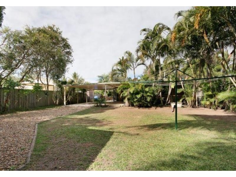 18 Grace  Street, Beachmere QLD 4510