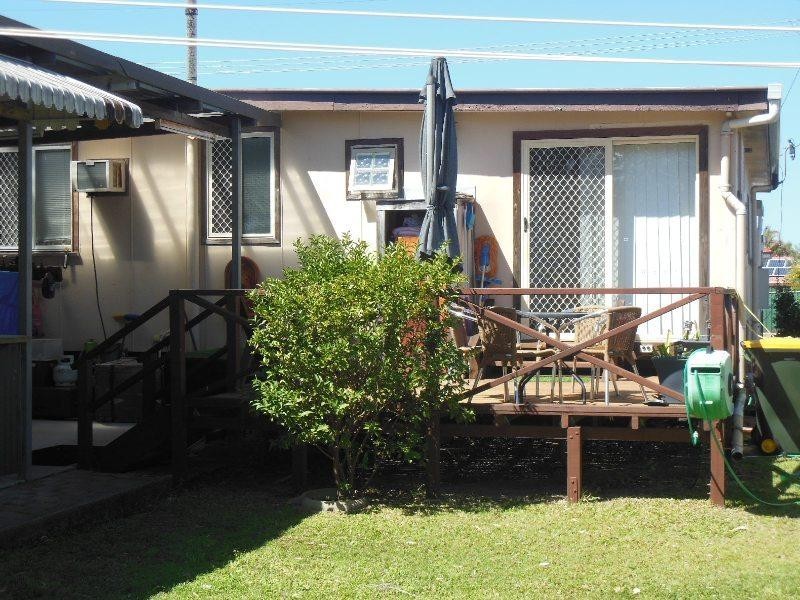 90 Moreton  Terrace, Beachmere QLD 4510