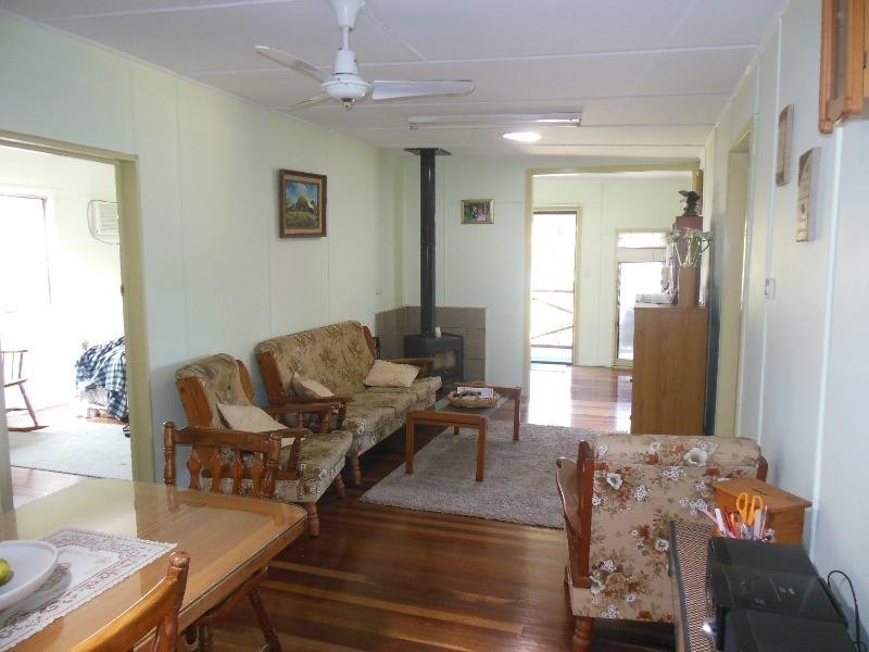 90 Moreton  Terrace, Beachmere QLD 4510