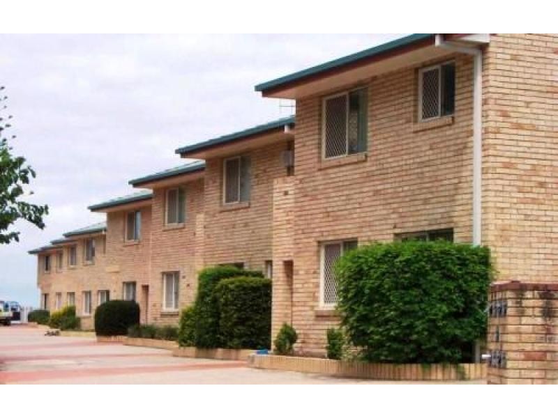 3/15 Coronation  Avenue, Beachmere QLD 4510