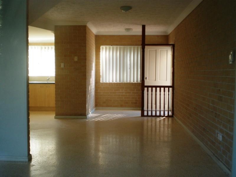 3/15 Coronation  Avenue, Beachmere QLD 4510