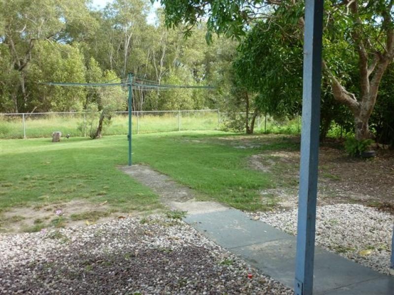 22 Whiting Street, Beachmere QLD 4510