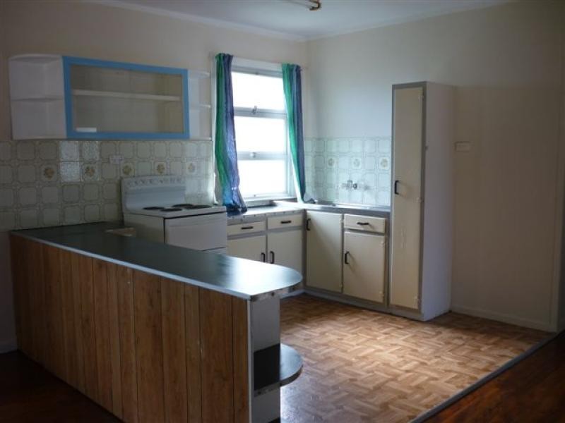 22 Whiting Street, Beachmere QLD 4510