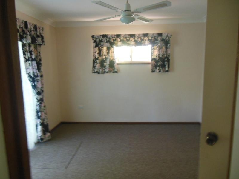 24 Lalroy Street, Beachmere QLD 4510