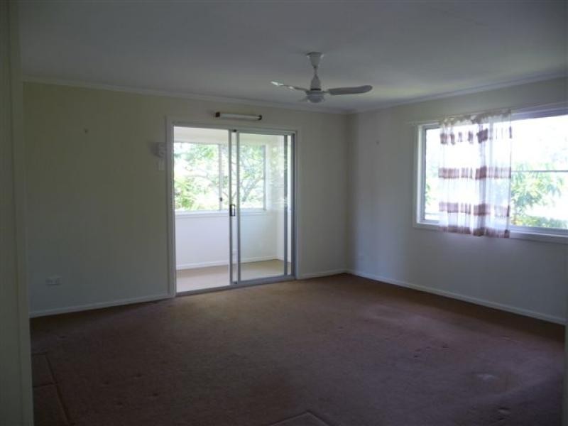 4 PROGRESS Avenue, Beachmere QLD 4510