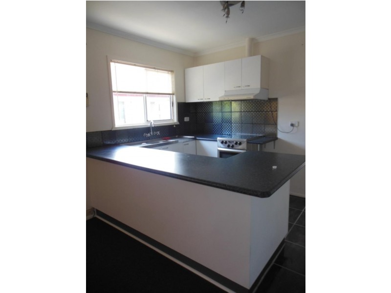 98 MORETON Terrace, Beachmere QLD 4510