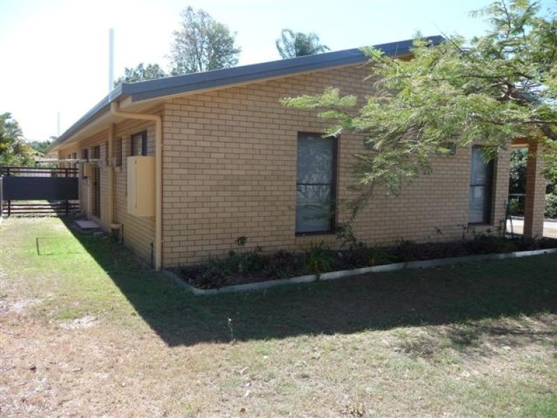 1/68 JAMES Road, Beachmere QLD 4510