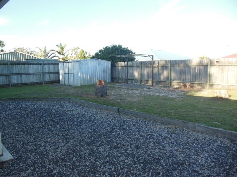 81 MORETON Terrace, Beachmere QLD 4510