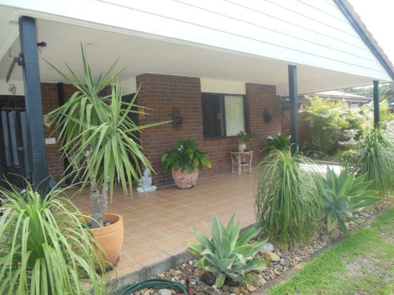 13 Sandpiper Street, Beachmere QLD 4510