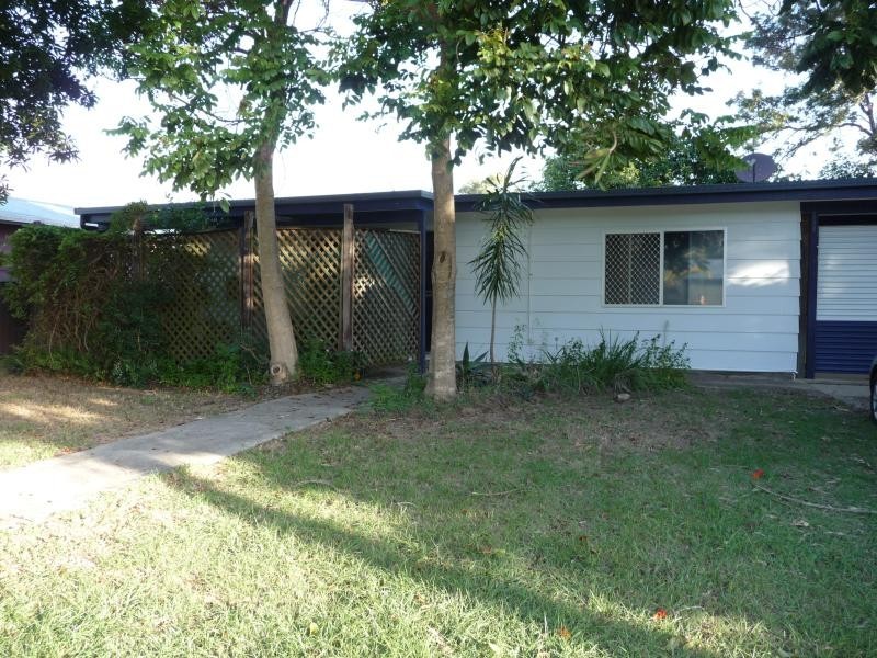 28 GILLIAN  Street, Beachmere QLD 4510