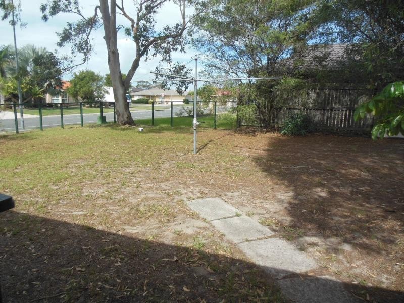 65 MORETON Terrace, Beachmere QLD 4510