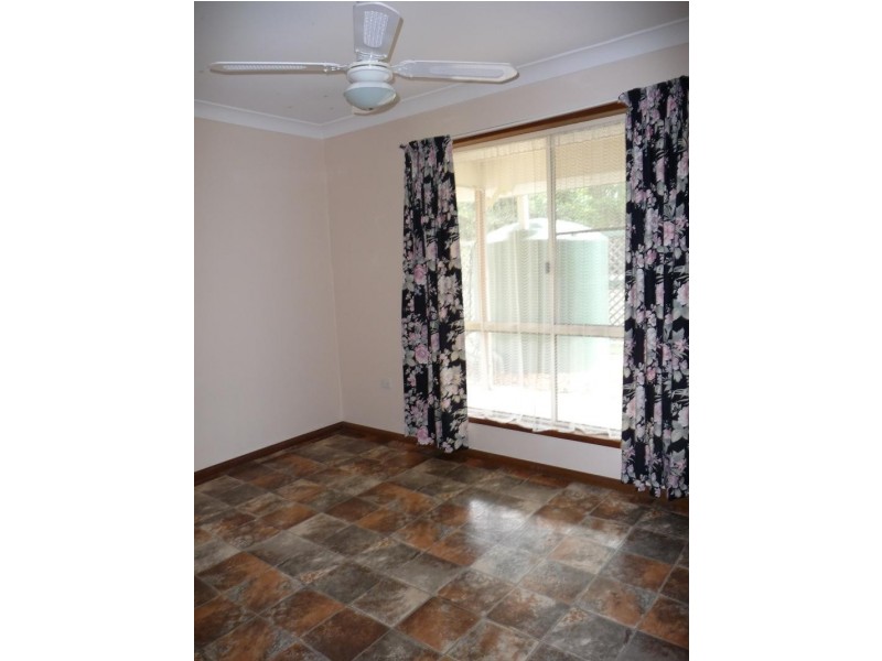 24 LALROY Street, Beachmere QLD 4510