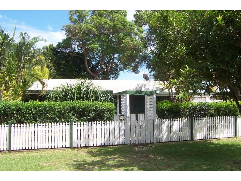 8 EGAN Avenue, Beachmere QLD 4510