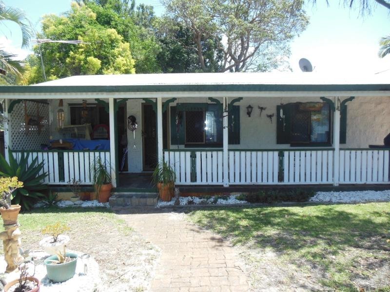 8 EGAN Avenue, Beachmere QLD 4510