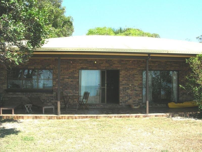 105 BISHOP Road, Beachmere QLD 4510