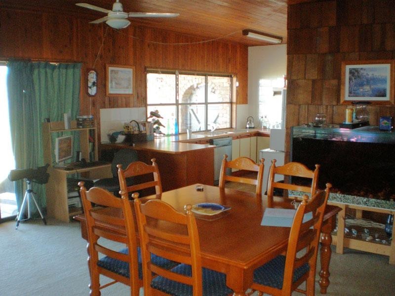 105 BISHOP Road, Beachmere QLD 4510
